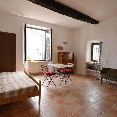 Studio De La Cheminee Et Studio De La Place Διαμέρισμα Sigonce Εξωτερικό φωτογραφία